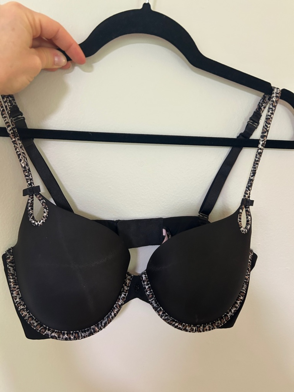 Women’s Victoria’s Secret Black Bra with Cheetah Patterned Trim